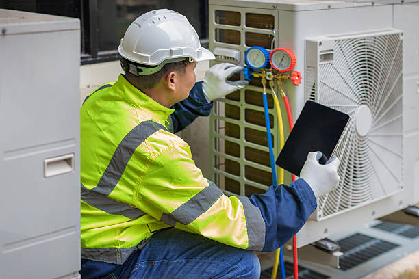 Professional Hvac technician working in Lampeter, PA